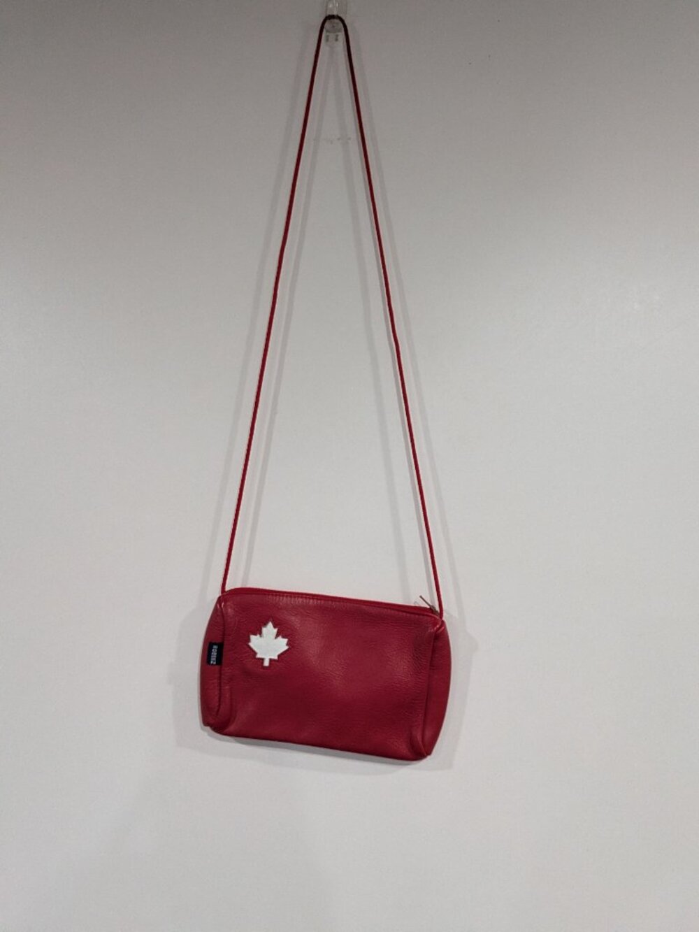 Robeez Genuine Leather Canada Pouch Red White